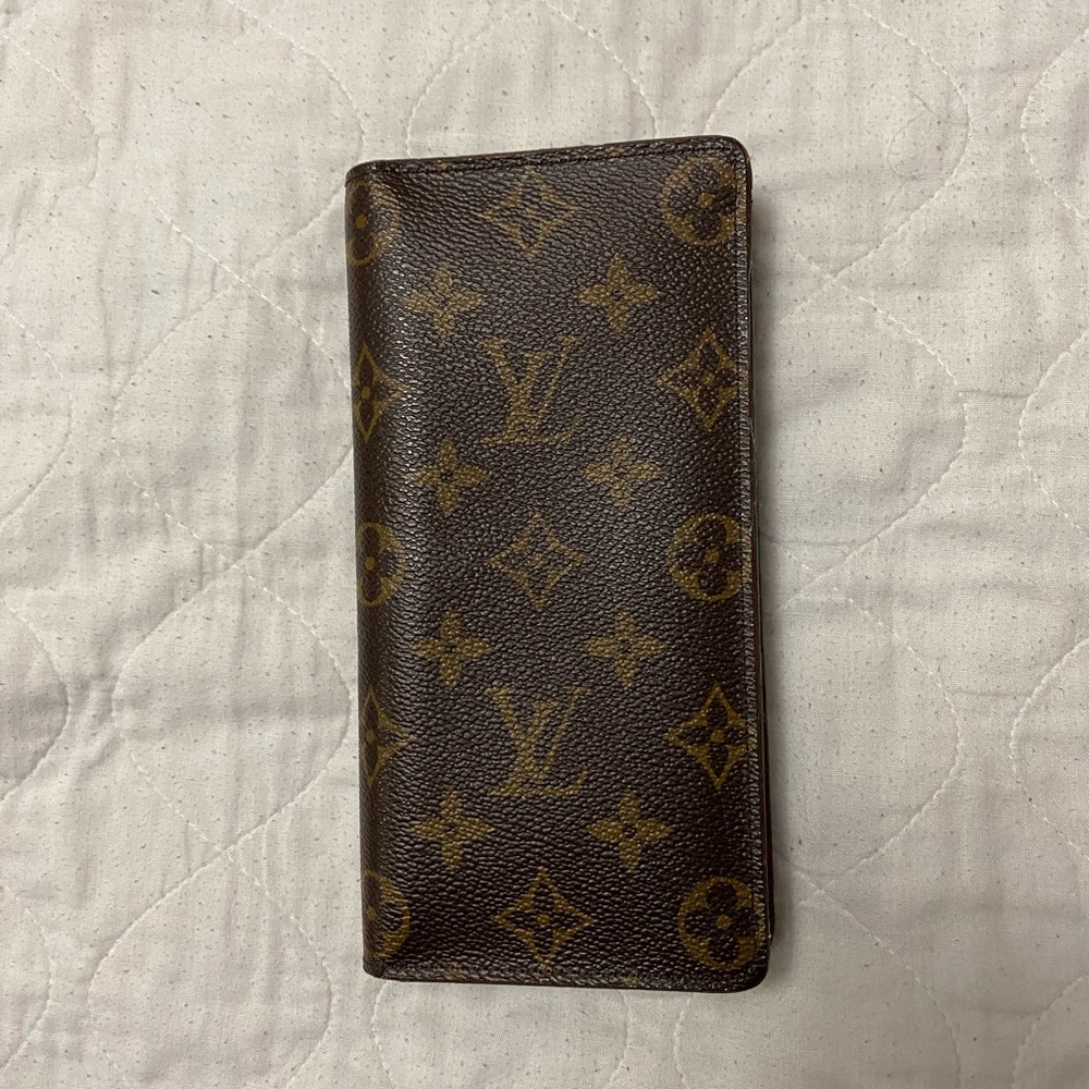 Louis Vuitton Brazza Wallet